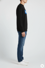 ⁦بلوفر اسود⁩ - الصورة ⁦2⁩