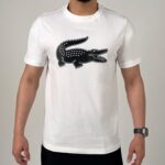 لاكوست ابيض