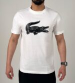 لاكوست ابيض